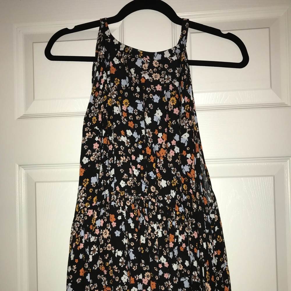 NEW Black Floral Print Springtime Hi-Low Dress 💕
